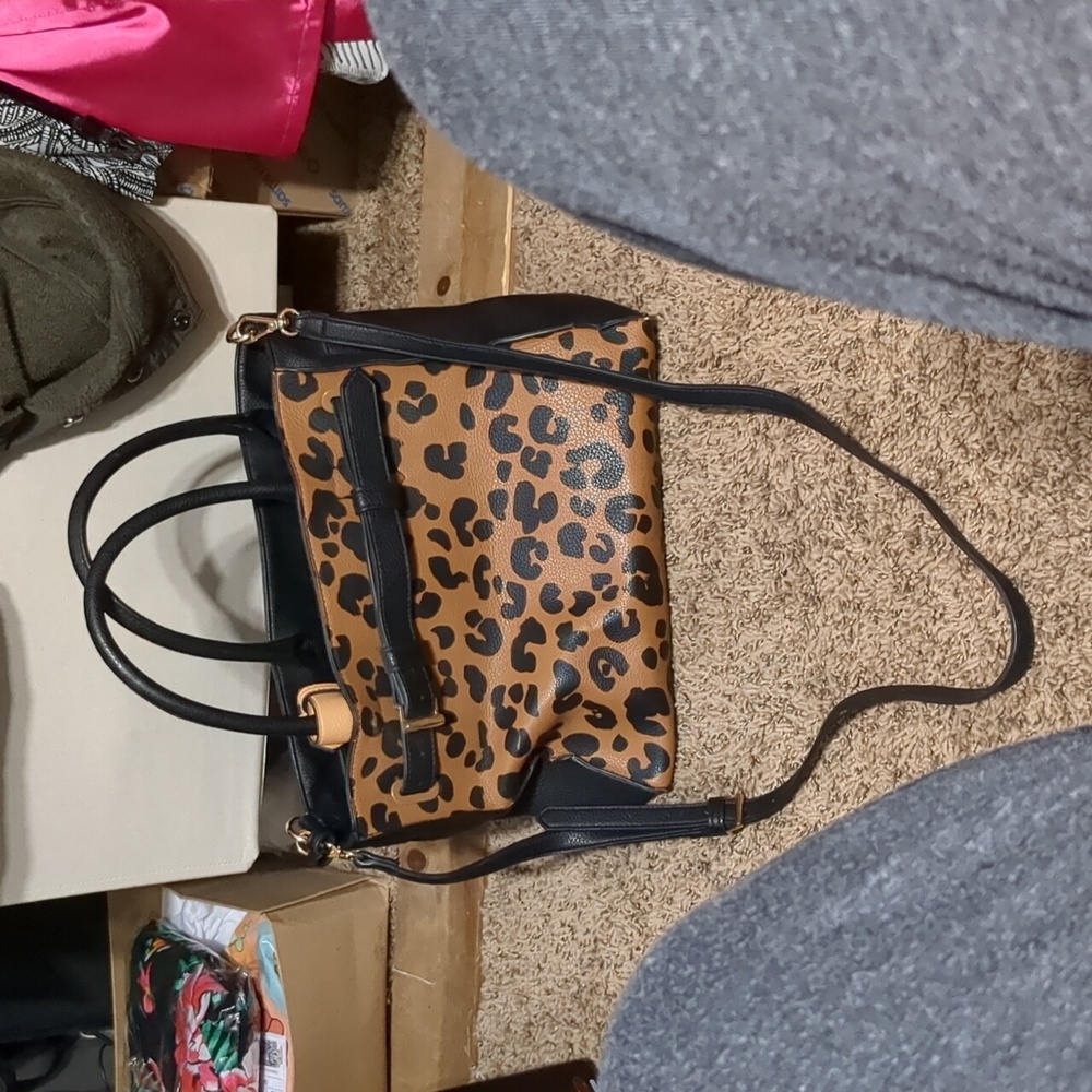 Hand/Shoulder Bag